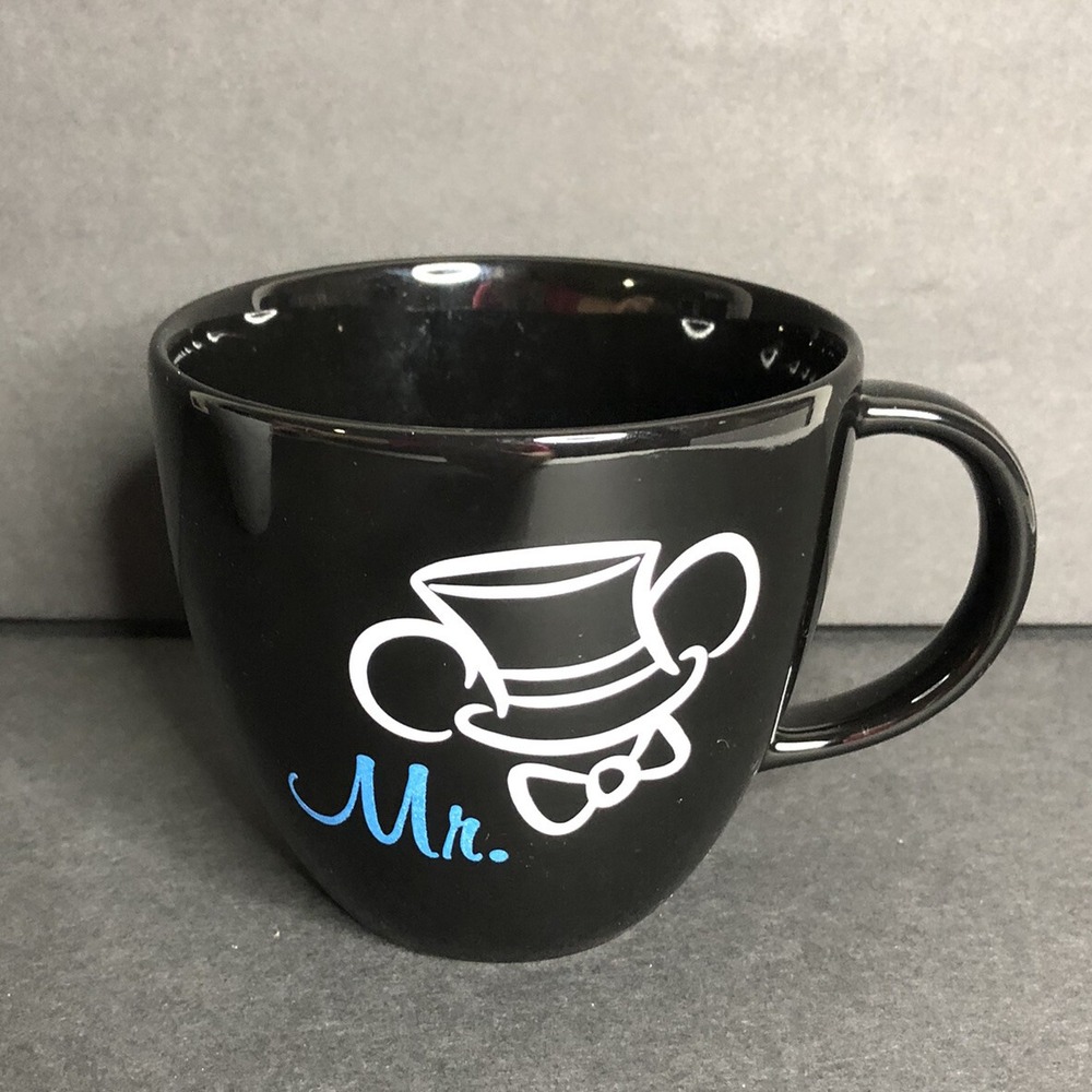 Tokyo Disney Mrs and Mr Mug Set Wedding Mickey Minnie Mouse White Black Ears Hat - Picture 2 of 6